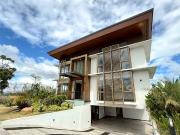 House and Lot w/ Elevator & Swimming Pool in Antipolo