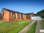 house at 108 Gralen Street, Wodonga VIC 3690, Australia