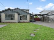 house at 12 Yalambee Av, Aspendale, VIC 3195, Australia