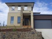 house at 14 Matrix Circuit, Craigieburn, VIC 3064, Australia