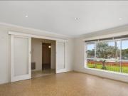 house at 15 Blackley Ct, Deer Park, VIC 3023, Australia