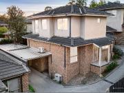 house at 2/84 Wood Street, Templestowe, VIC 3106, Australia