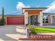house at 28 Ambervue Drive, Cobblebank, VIC 3338, Australia
