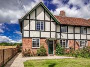 house at 2 Yew Tree Cottages, Ashampstead, RG8 8SH