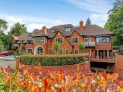 Apartment at Brockenhurst Road, South Ascot