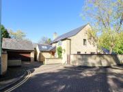 House at Chaucer Close, Cambridge