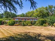 House at Clamp Hill, London House at Clamp Hill, London