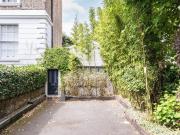 House at Kings Avenue, London