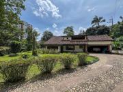 house at Loma de las brujas, Envigado, Antioquia