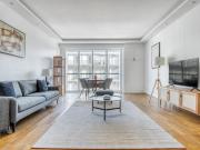 Location Appartement Rue François Iᵉʳ, Paris