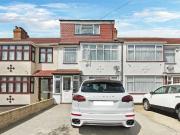 House at St. Paul's Avenue, Greater London