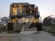 House available for sale f size 5 marla in multi gardens...