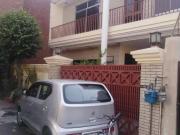 House available in calvary ground demand 70 hazar Lahore...