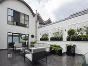 house Cheval Place, Knightsbridge, SW7