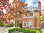 house for rent at 12 Ailesbury Wood Ailesbury Road...