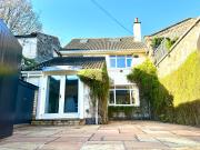 house for rent at 24 Heytesbury Lane Ballsbridge Dublin...