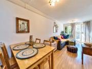house for rent at Kennet Close, London, SW11, UK
