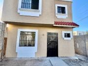 House for rent behind Woolworth Anahuac