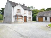 house for rent in 11 Skeltons Rampart, Derryadd,...