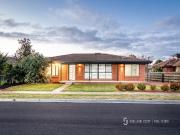 house for rent in 13 Mills Street, Shepparton