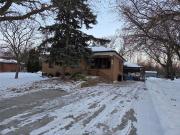 house for rent in 1665 Grand Marais Unit# Lower Windsor,...