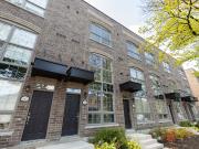 house for rent in 17 Powerhouse Street, Toronto, ON