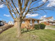 house for rent in 2144 Grand Marais Unit# Upper Windsor,...