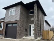 house for rent in 2446 Mcdougall Street Unit# Unit B...