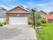 house for rent in 4906 Southwood Lakes Windsor, Ontario