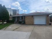 house for rent in 8255 Riverside Drive Unit# 2 Windsor,...