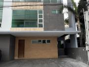 HOUSE FOR RENT IN ACACIA ESTATES MAHOGANY PLACE 2 DUPLEX