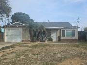 House for Rent in Bakersfield, California, Ref# 202098875