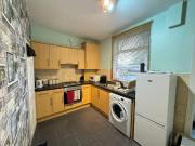 House for rent in Cannon Street, Castleford, WF10 united...