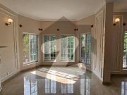 House for rent in f8