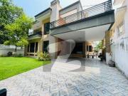 House for rent in f 7 islamabad