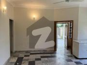 House For Rent in F 8