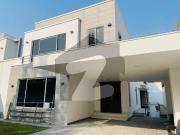 House for rent in F 8