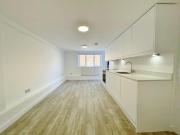 House for rent in Finchley Road, Finchley, NW11