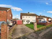 house for rent in Finmere Crescent, Aylesbury, HP21