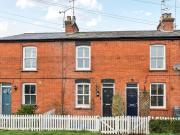 house for rent in New Cottages Oxford Road, Sutton...