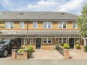 house for rent in Sunbury Court Road Lower Sunbury, TW16