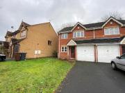 House for rent in Viaduct Drive, Dunstall, Wolverhampton...