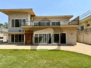 House For Rent With Beautiful Lawn