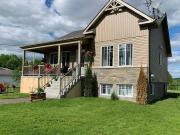 House for sale 580582 Ch de la PointeauxAnglais...