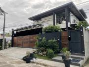 House For Sale at BONIFACIO VILLAGE, Quezon City