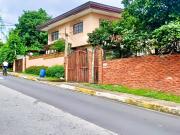House for Sale at Dona Carmen Heights in Quezon City...