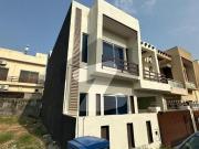 HOUSE FOR SALE Bahria Town Phase 8 Ali Block