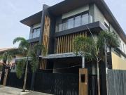 House for sale Congressional Village 5 bedroom Duplex QC...