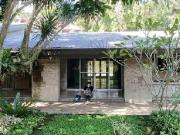 HOUSE FOR SALE IN LA VISTA QUEZON CITY 140k PER SQ M