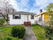 House for sale in Vancouver, Vancouver East, 3895...